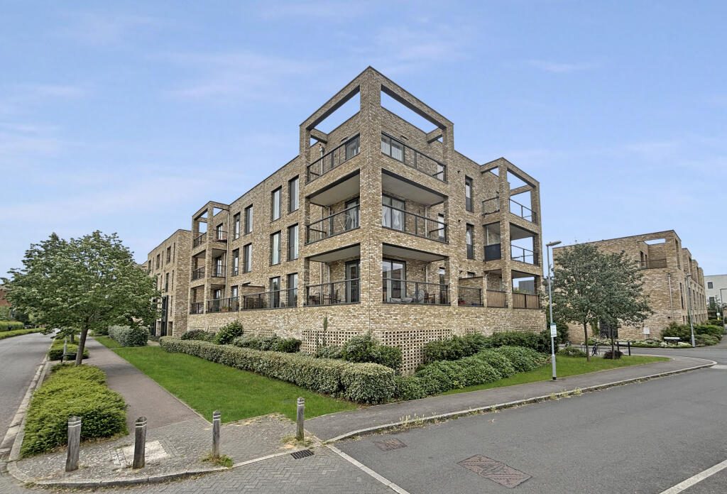 Property main image