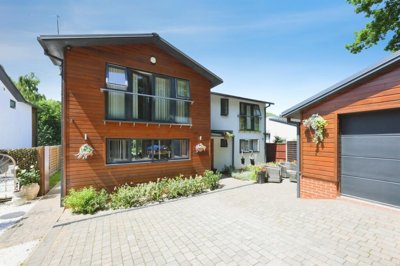 Property on Collins Meadow, CM19 4EL