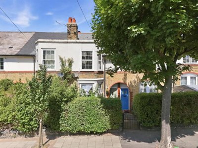 Property on Blakenham Road, SW17 8PA