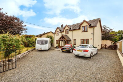 Property on SA44 6NL