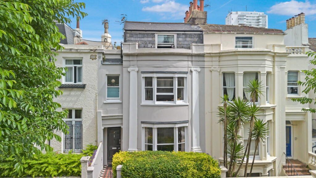 Property main image