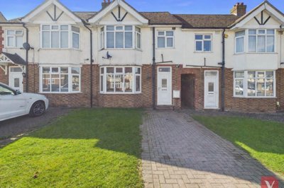 Property on Wordsworth Road, LU4 0LH