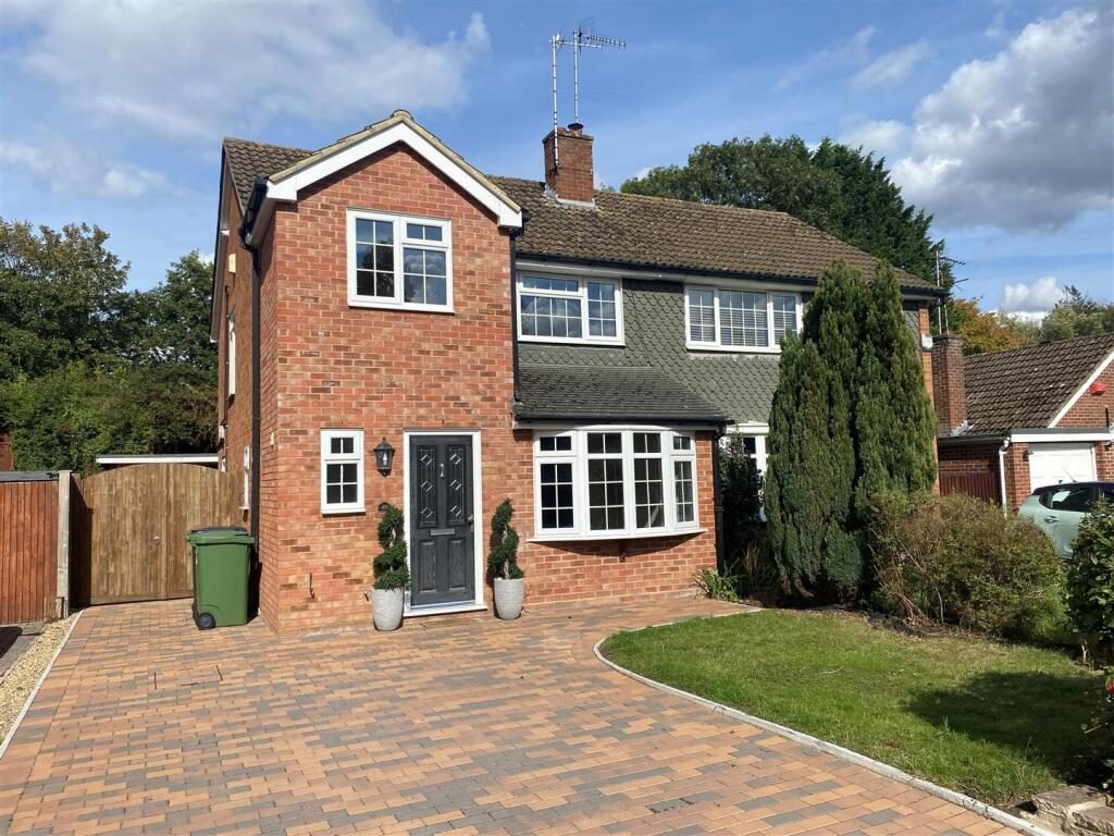 Property main image