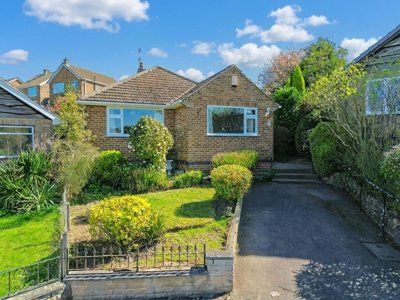 Property on Gresham Gardens, NG5 4LU