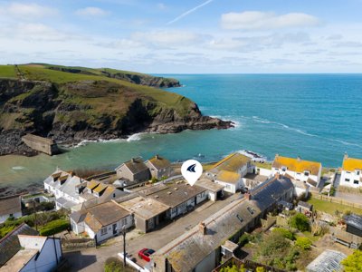 Property on Fore Street, PL29 3RE