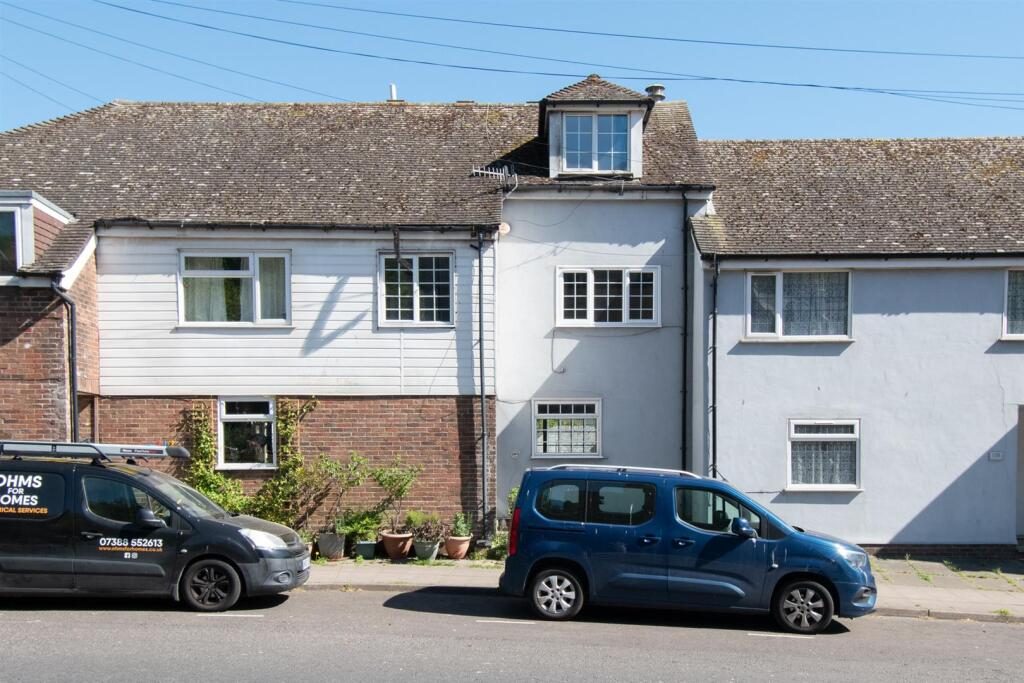 Terraced House