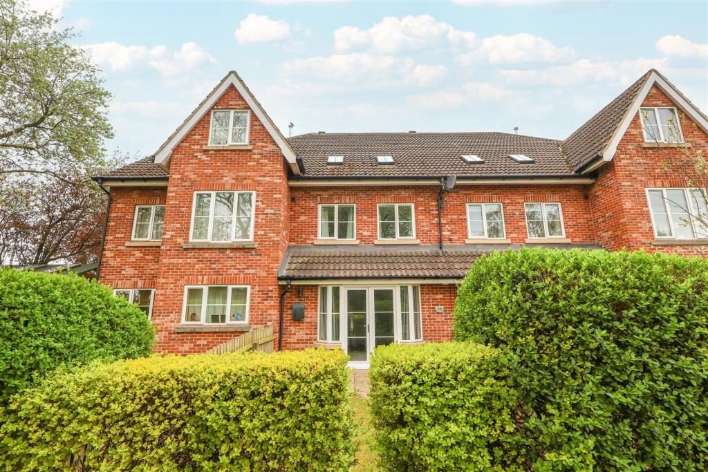 Property main image