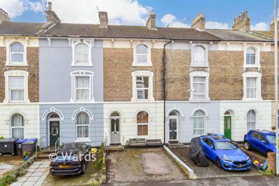 Property on Park Street, CT16 1EP