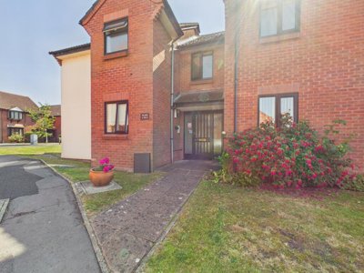 Property on Drakes Close, TA6 3TD