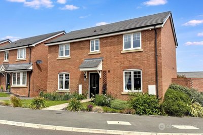 Property on Cabinhill Road, CV10 9RN