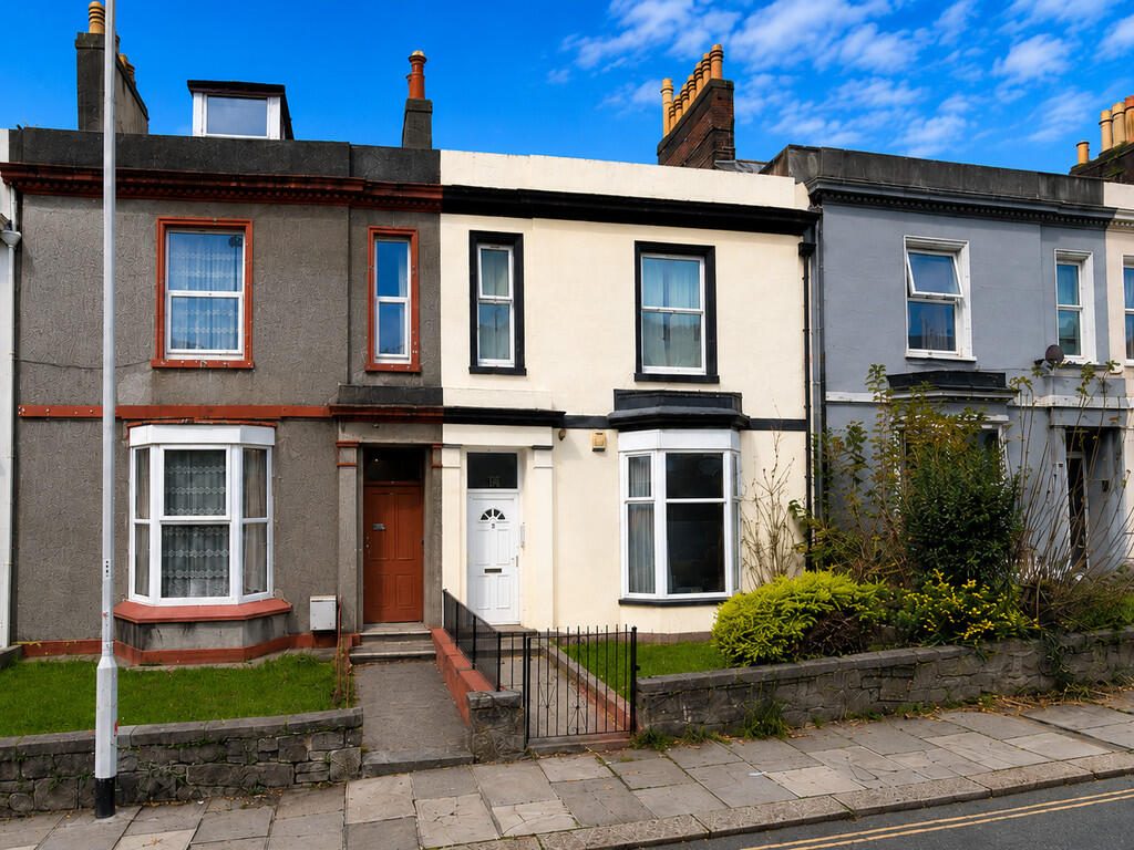 Terraced House