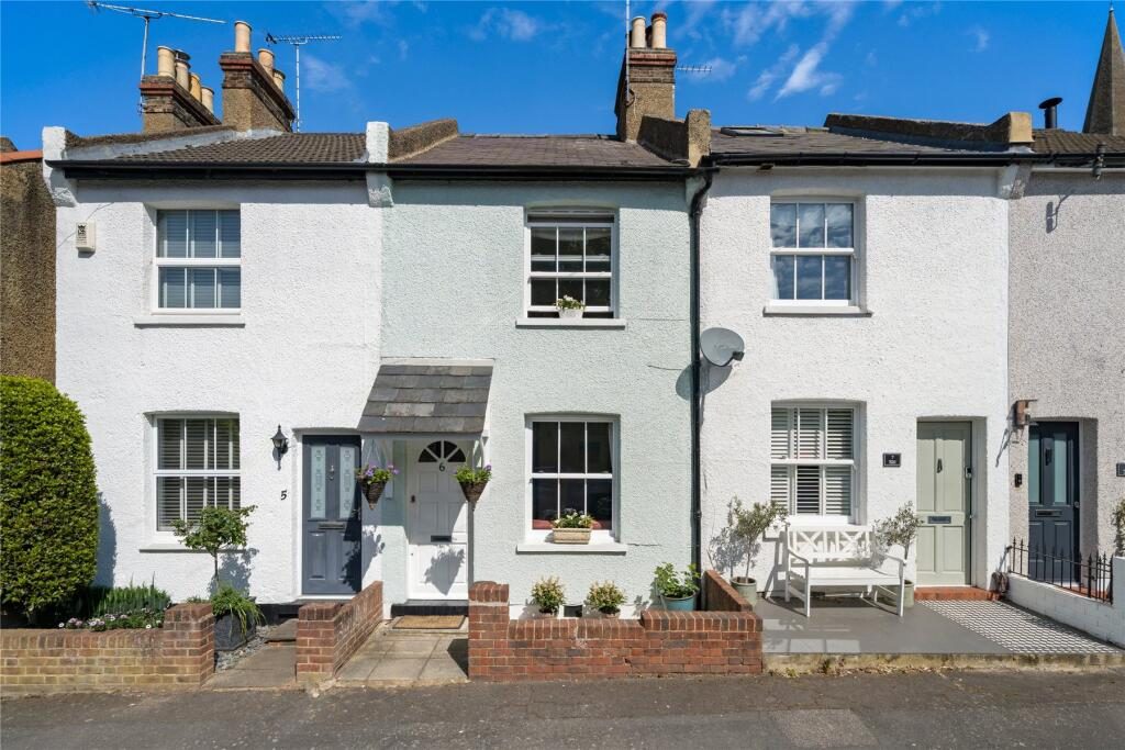 Terraced House