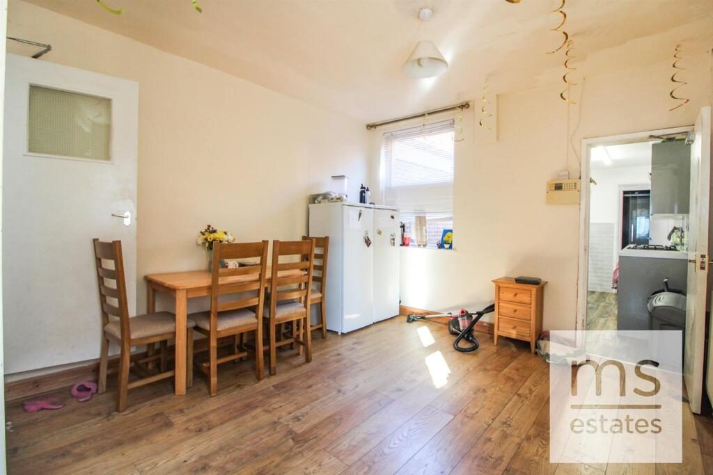 Terraced House
