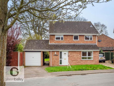 Property on Grovebury Close, NR13 5NJ
