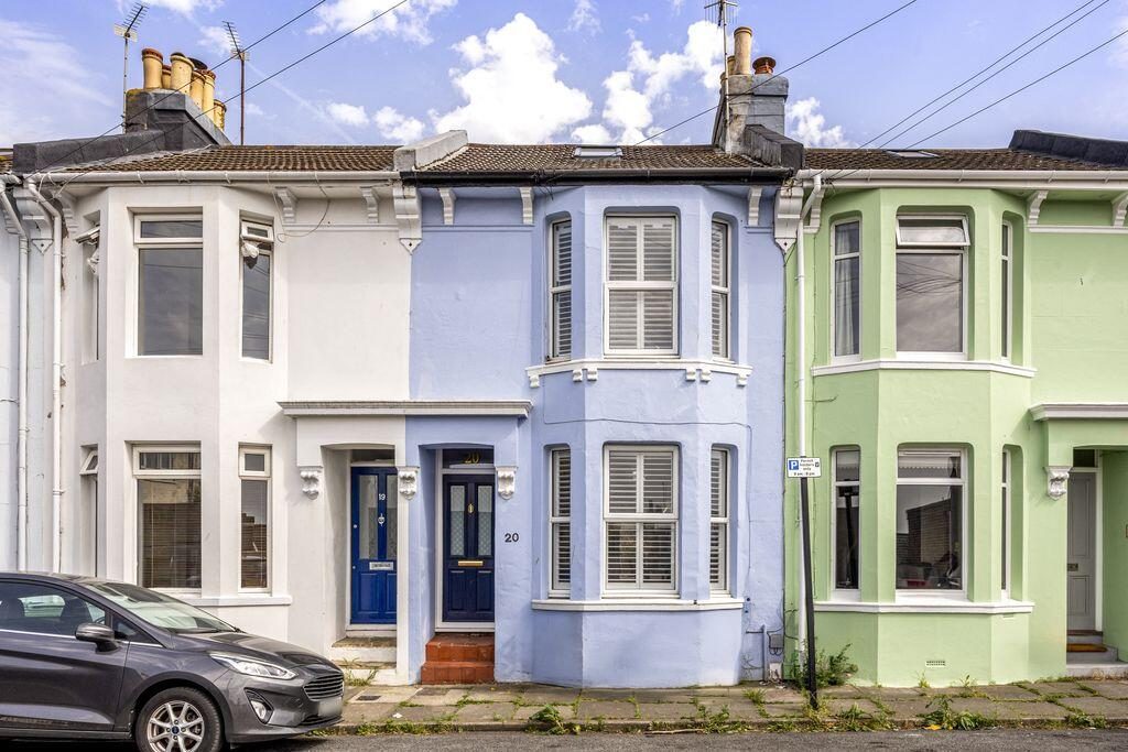 Terraced House