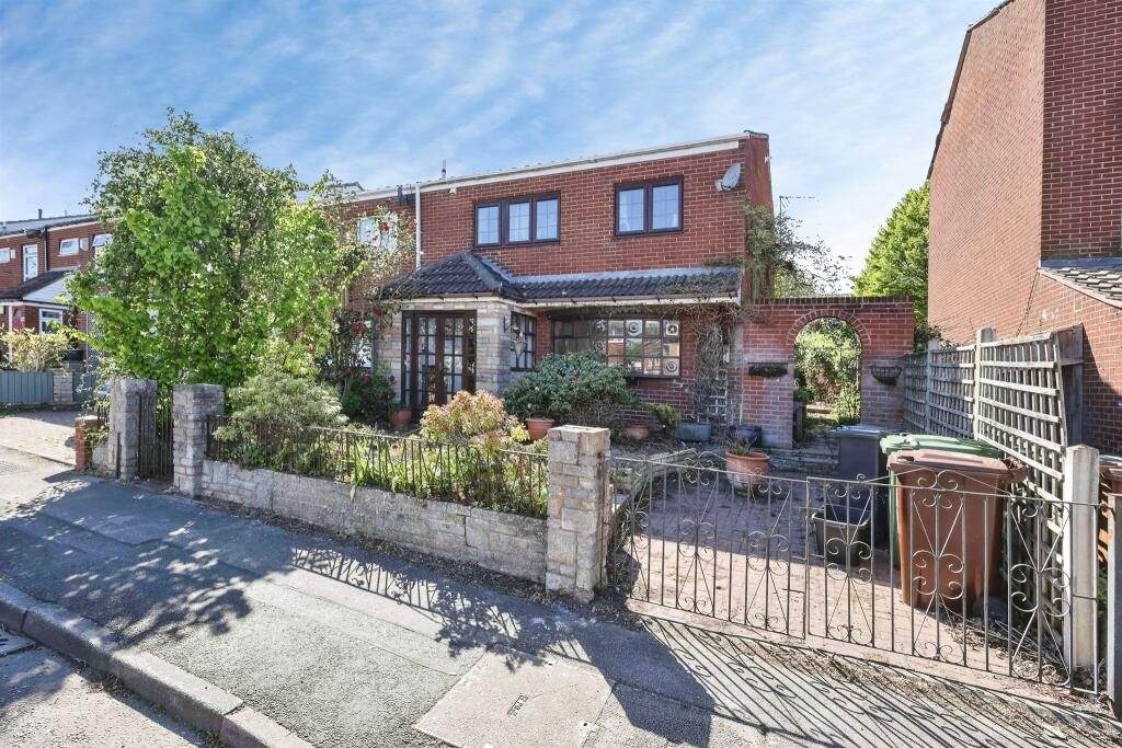 Terraced House