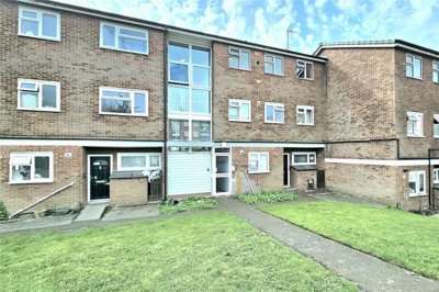 Property on Chapel Road, GU15 3LT