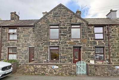 Property on Blaen Y Ddôl, LL55 4TL