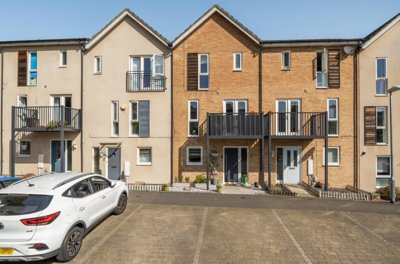 Property on Austin Way, RG12 9HQ