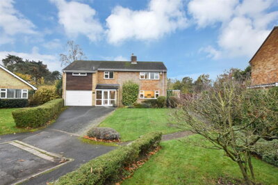 Property on The Spinney, NG24 2NT