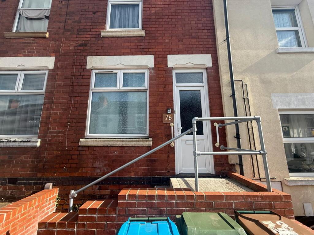 Terraced House