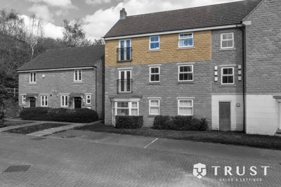 Property on Elsham Meadows, WF12 8LP