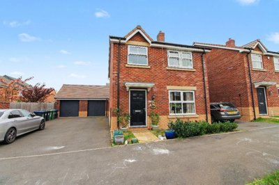 Property on Lionheart Avenue, CV33 9SW