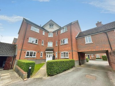 Property on Elvetham Rise, RG24 8ET