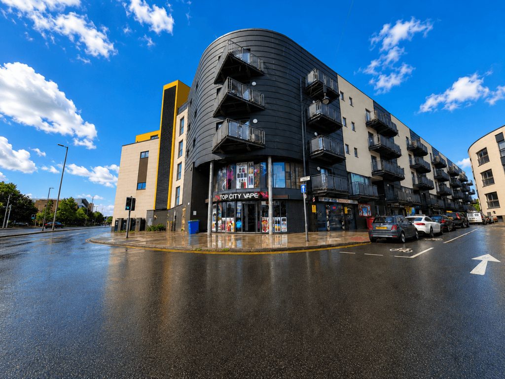 Property main image