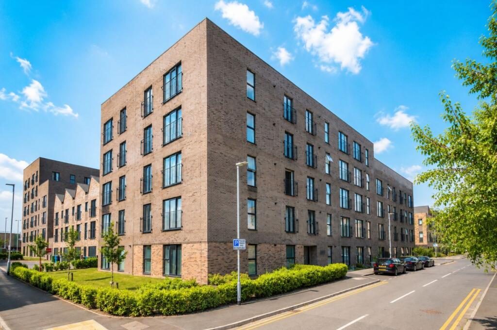 Property main image