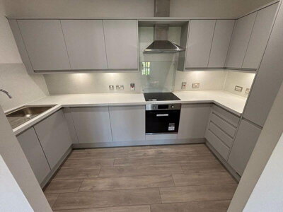 Property on London Road, AL1 1LB