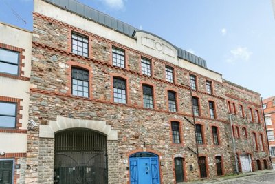 Property on Norfolk Avenue, BS2 8RL