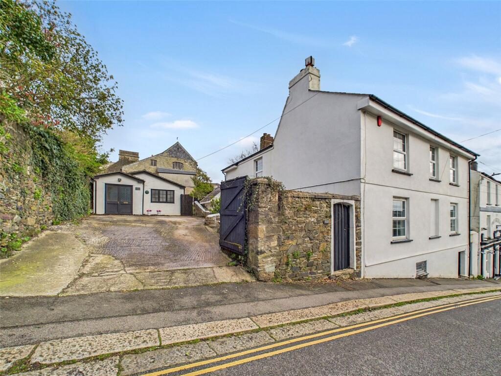 Property main image