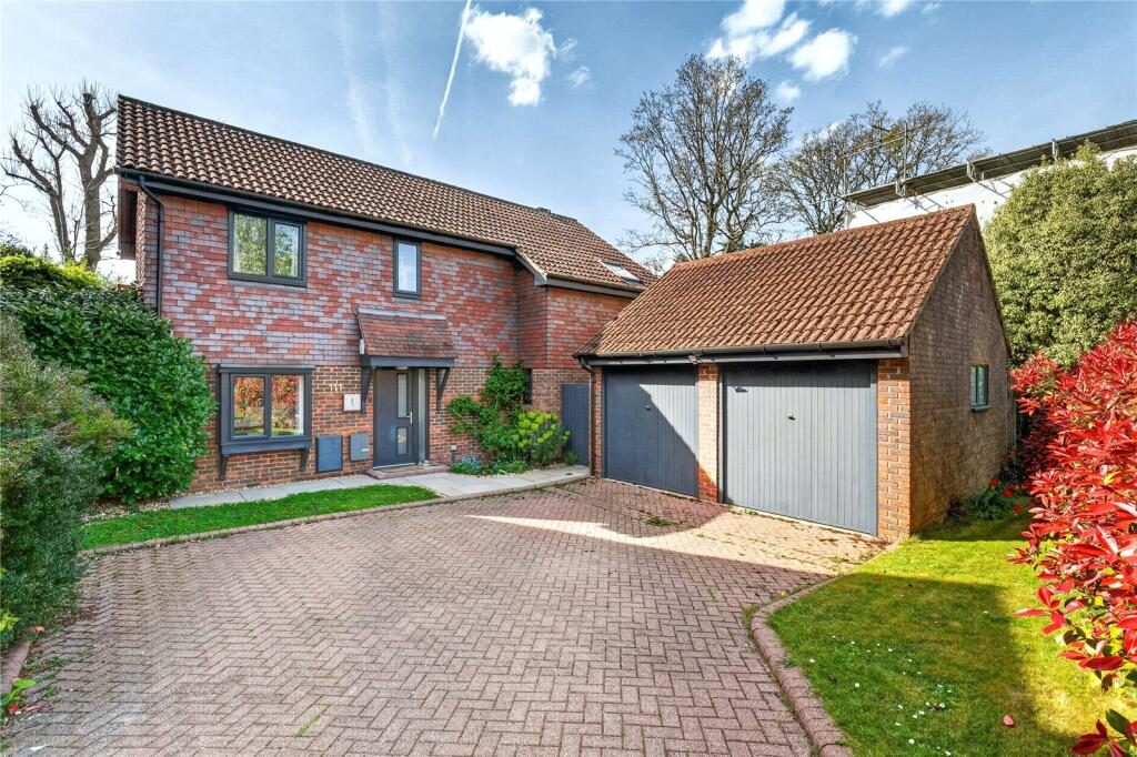 Property main image