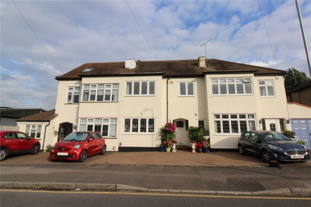 Terraced House