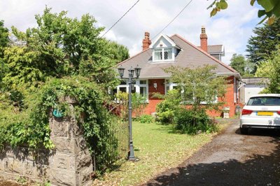 Property on Channel Road, BS21 7DR