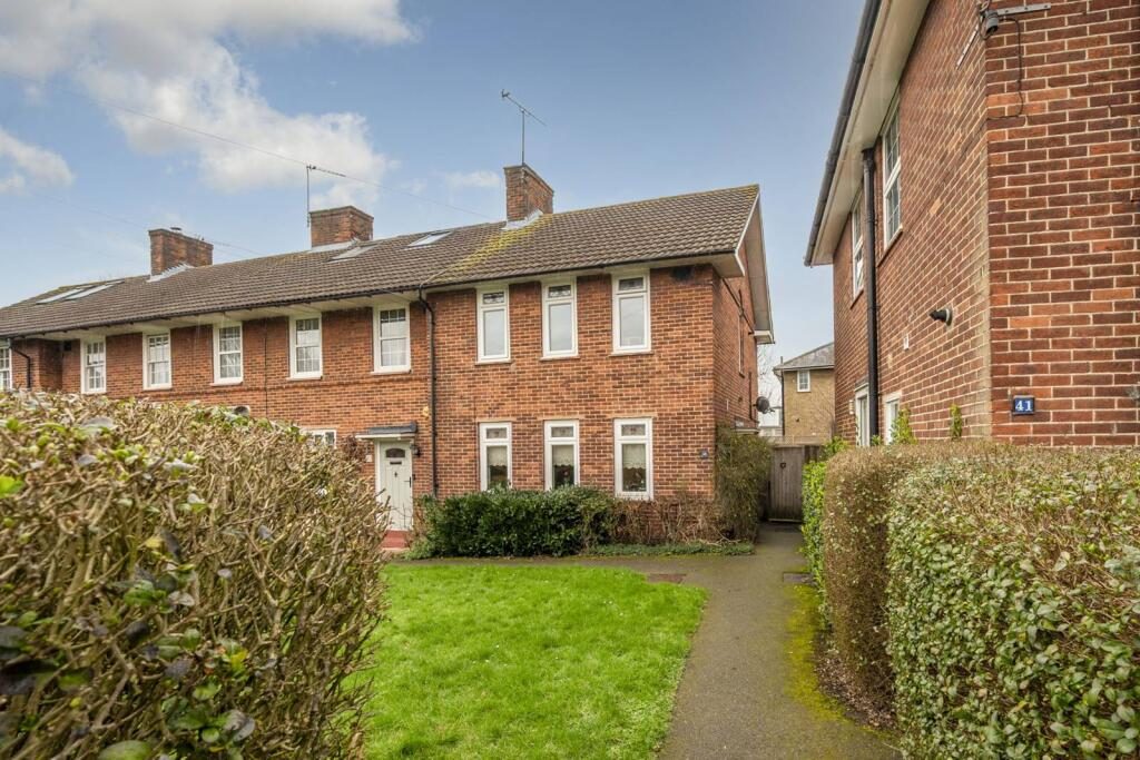 Terraced House
