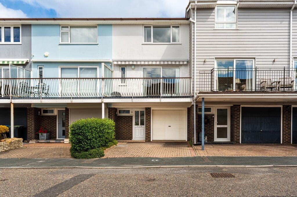 Terraced House