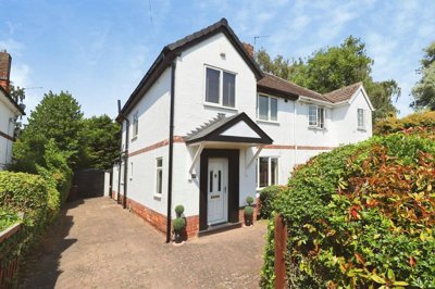 Property on Hartsholme Drive, LN6 0HQ