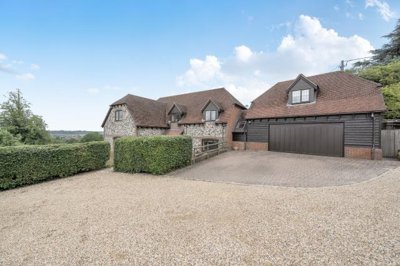 Property on RG18 4AA