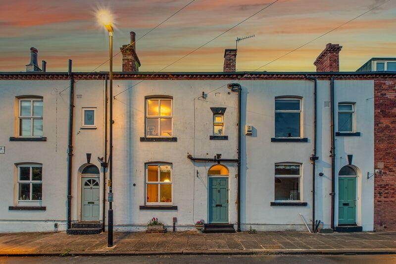 Terraced House