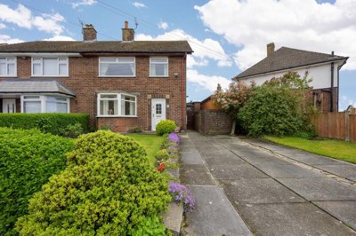 Property on Sumner Avenue, L39 7HZ