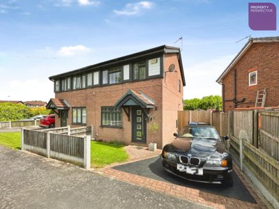 Property on Howard Road, WA3 5EG