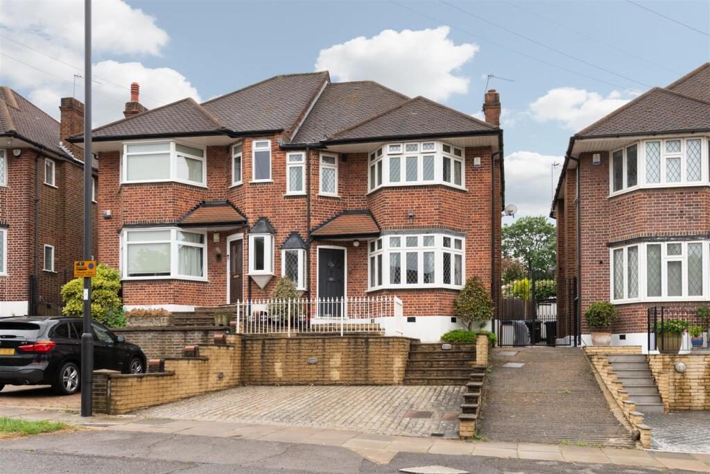 Property main image