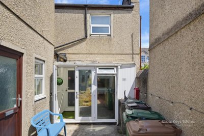 Property on Embankment Road, PL4 9JF