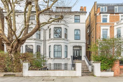 Property on St Quintin Avenue, W10 6NU