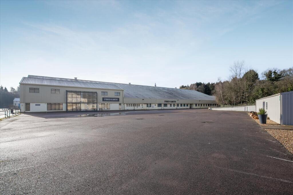 Distribution Warehouse