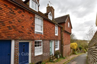 Property on St Martin'S Lane, BN7 1UD