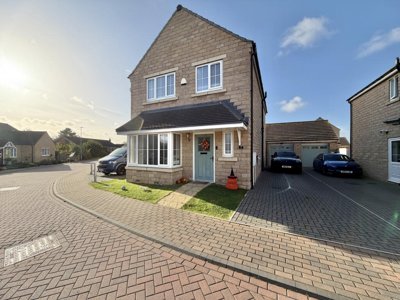 Property on Merton Close, LS25 7NR