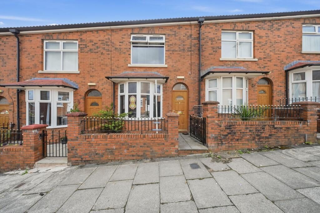 Property main image